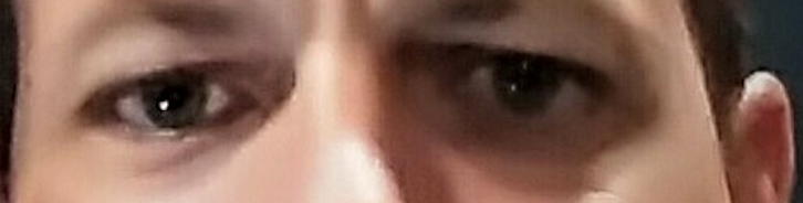 Photo of fugitive Anthony Ray Robbins eyes